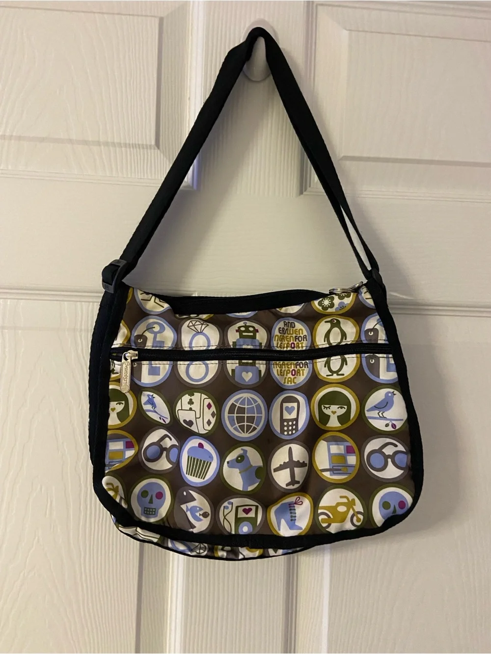 LESPORTSAC Geometric Novelty ANDRES WENNGREN Crossbody Bag